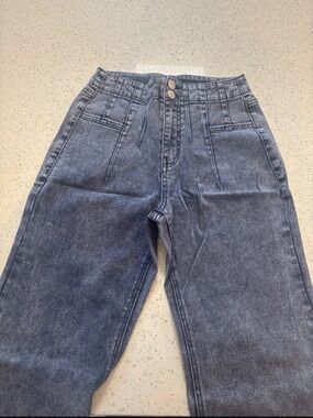 Jeans subcategory identification
